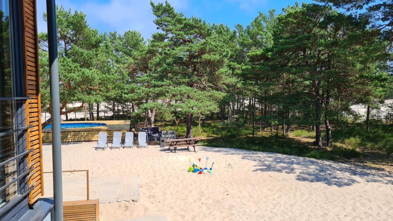 Sub Hel. Budzetowe Pokoje W Domu Z Basenem. Wokol Domu Tylko Natura. Balkon Zbyteczny. 외부 사진