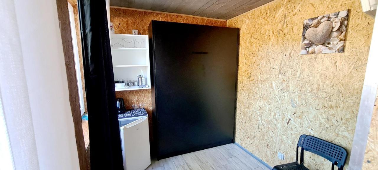Sub Hel. Budzetowe Pokoje W Domu Z Basenem. Wokol Domu Tylko Natura. Balkon Zbyteczny. 외부 사진