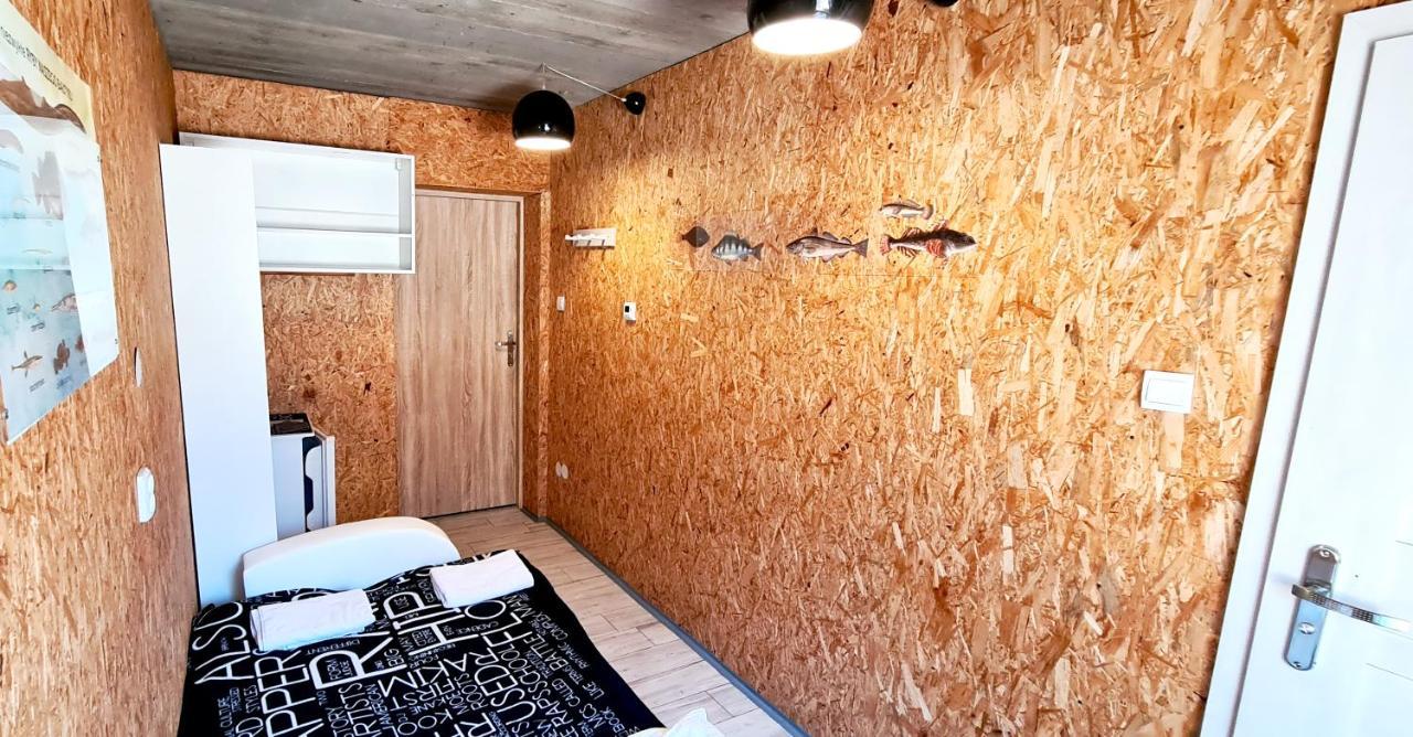 Sub Hel. Budzetowe Pokoje W Domu Z Basenem. Wokol Domu Tylko Natura. Balkon Zbyteczny. 외부 사진